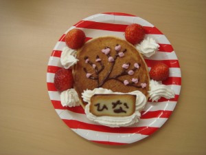 桜の花をイメージしたパンケーキの写真